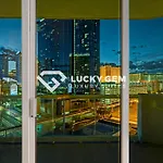 Lucky Gem Penthouse & Luxury Suites At Signature Resort, 10817 Sphere View