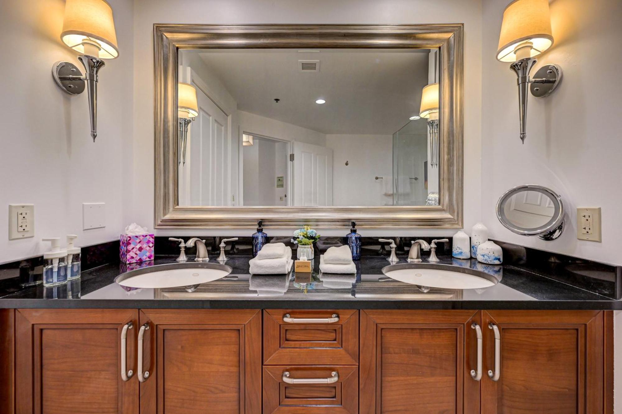 Hotel Lucky Gem Penthouse & Luxury At Signature Resort, 10817 Sphere View Las Vegas