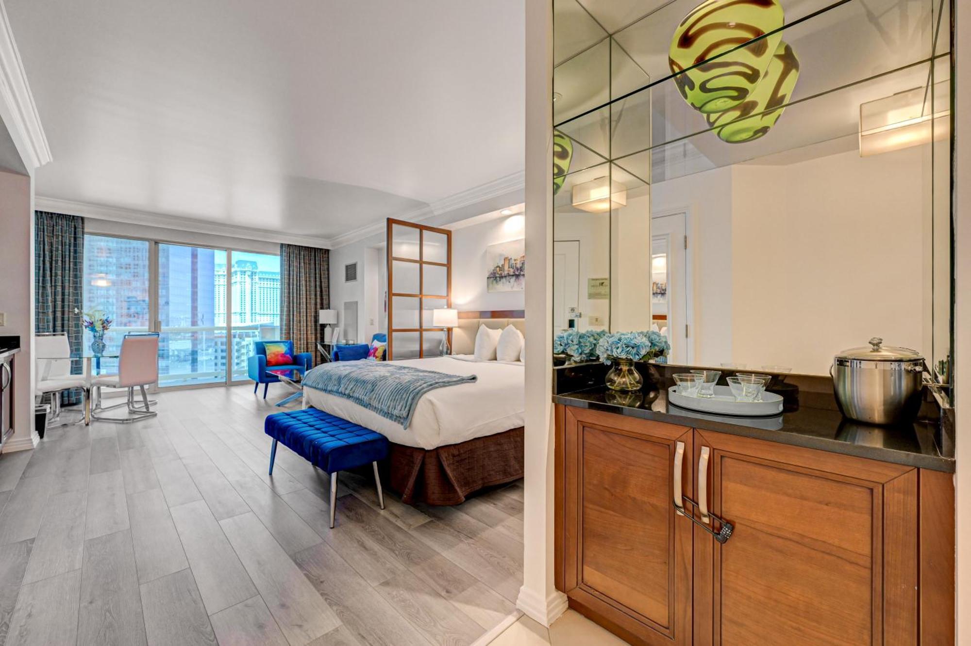 Lucky Gem Penthouse & Luxury At Signature Resort, 10817 Sphere View 5*